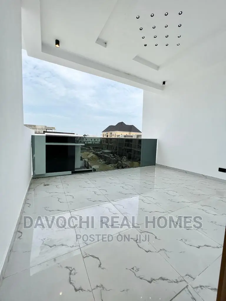 5bdrm Duplex in Ajah for sale