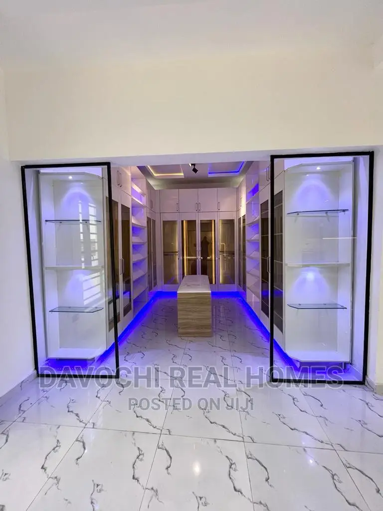 5bdrm Duplex in Ajah for sale
