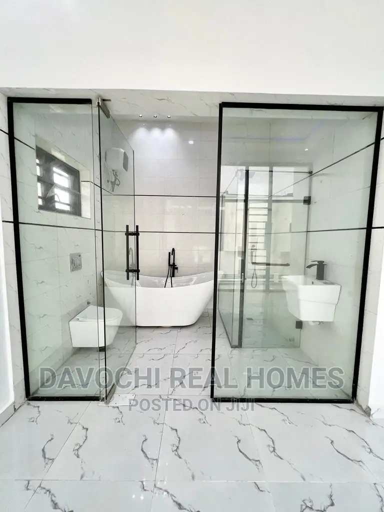5bdrm Duplex in Ajah for sale