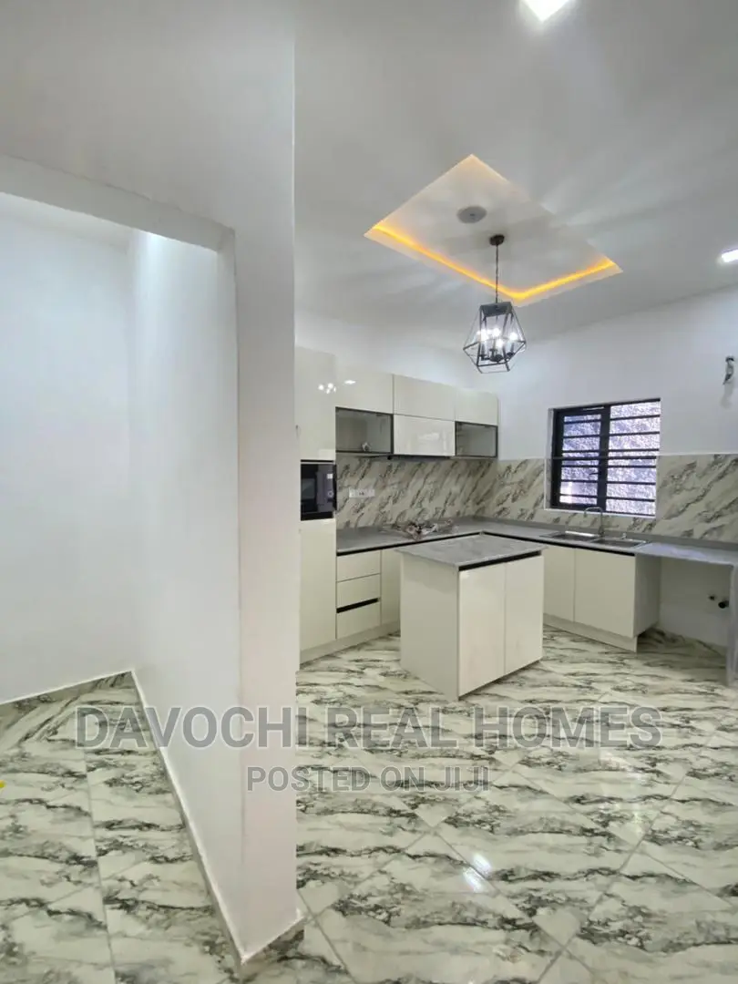 4bdrm Duplex in Ikate Lekki for sale