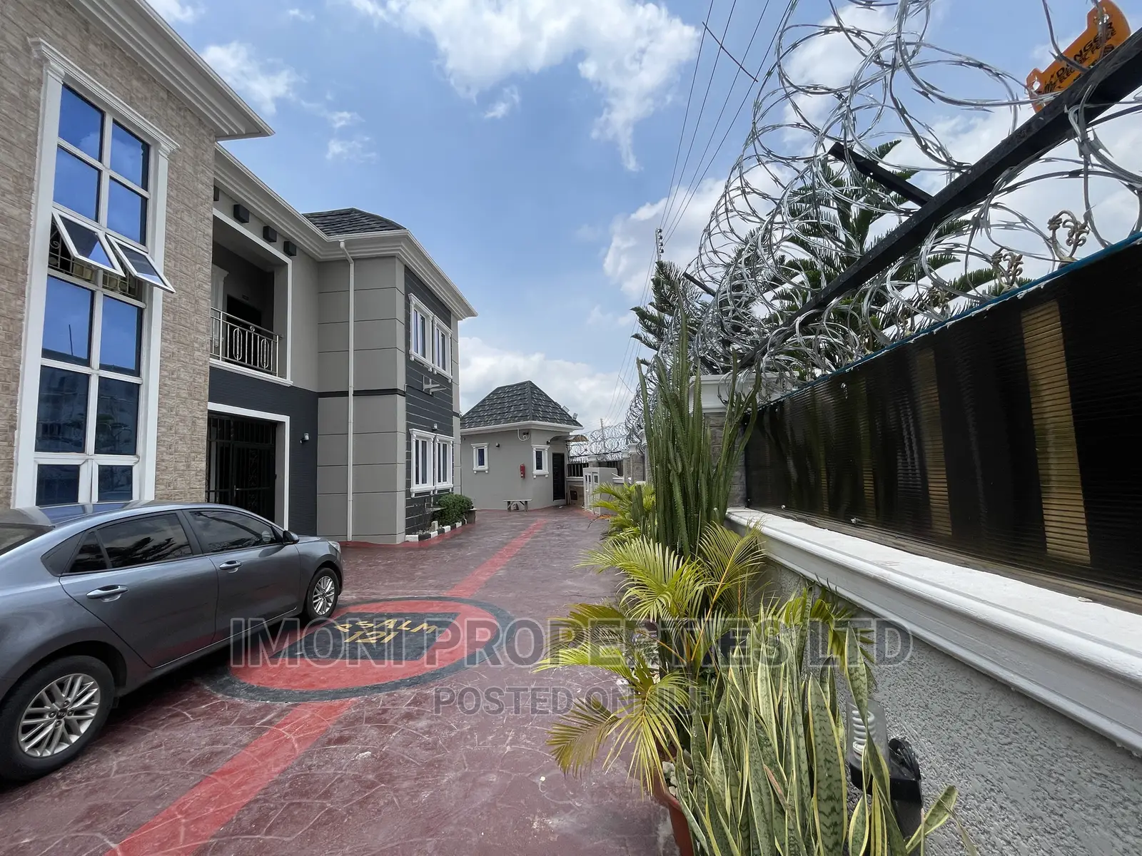 2bdrm Block of Flats in Fo1, Kubwa for rent
