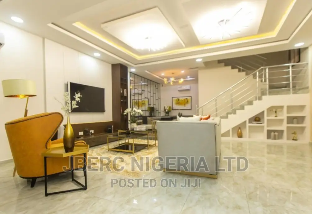 Oniru/Vi Apartment