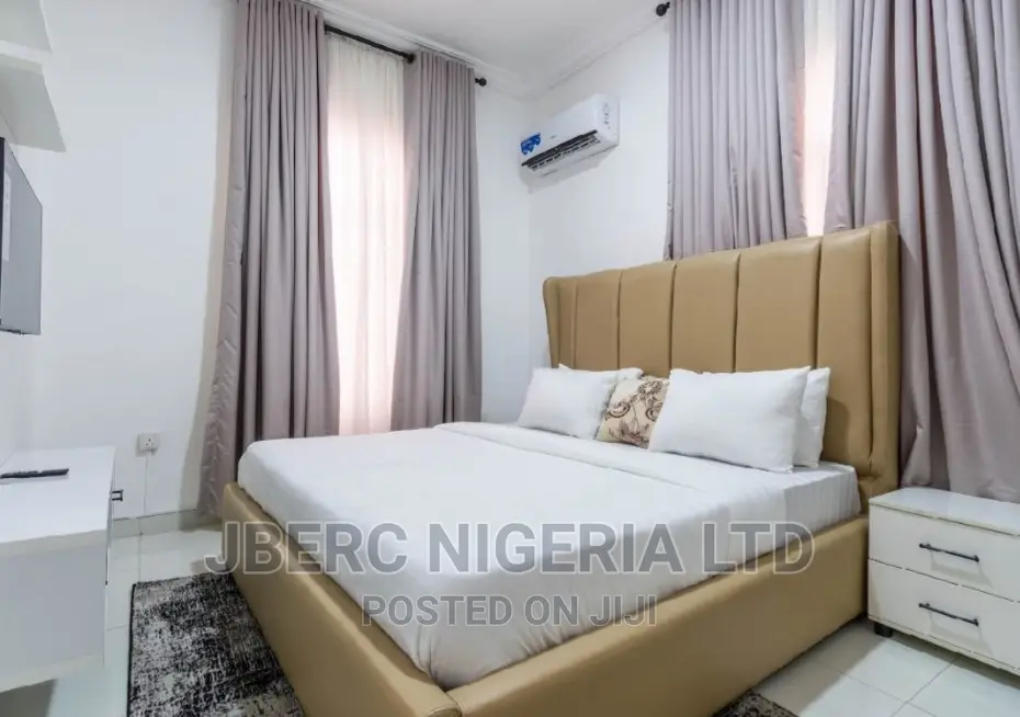 Short Stay Apartment Lekki -right