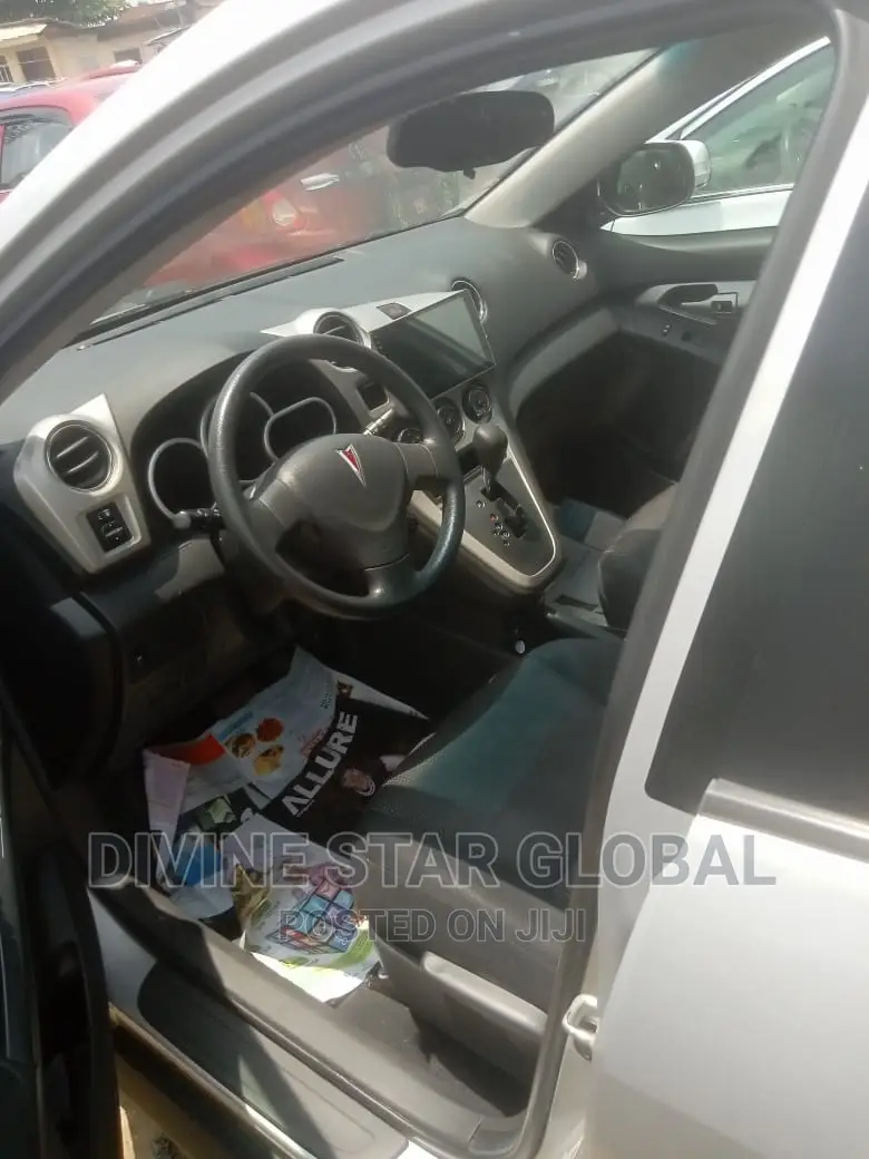 Pontiac Vibe 2008 Silver