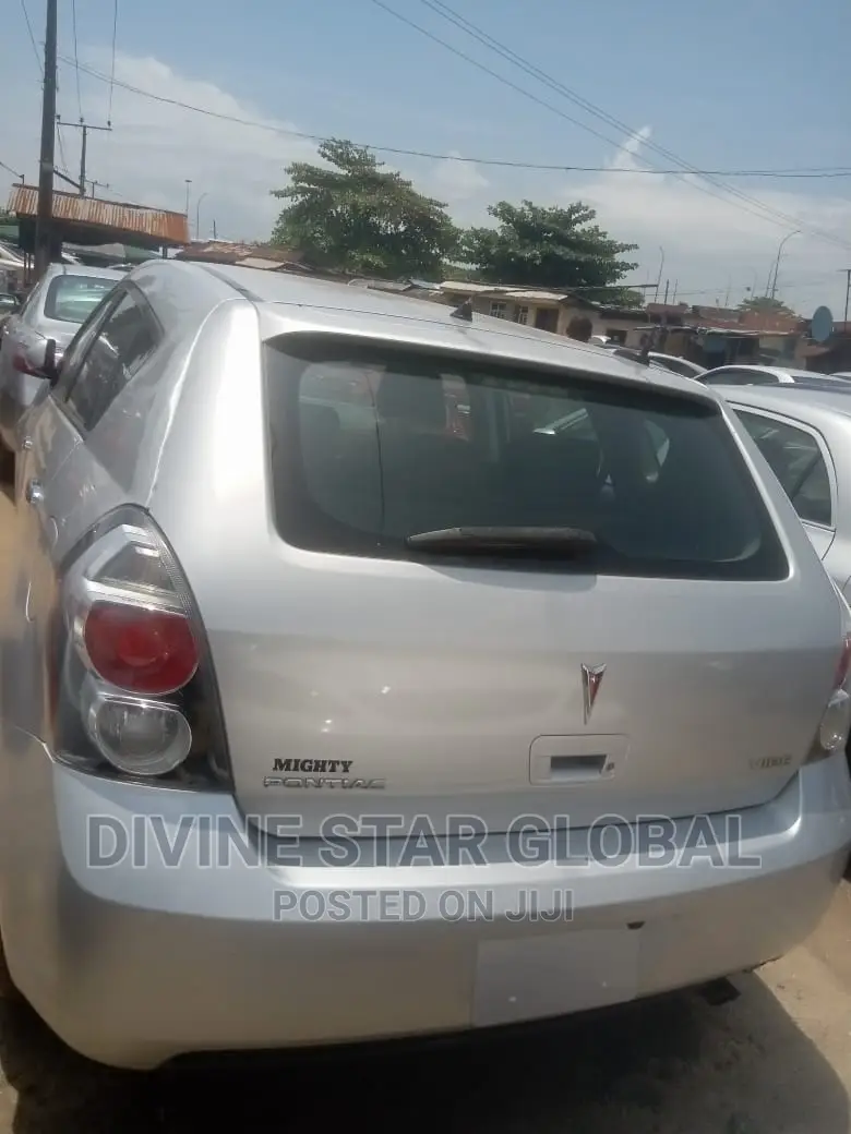 Pontiac Vibe 2008 Gray