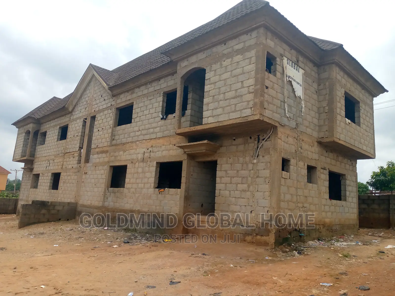 4bdrm Duplex in Apo, Zone B for sale