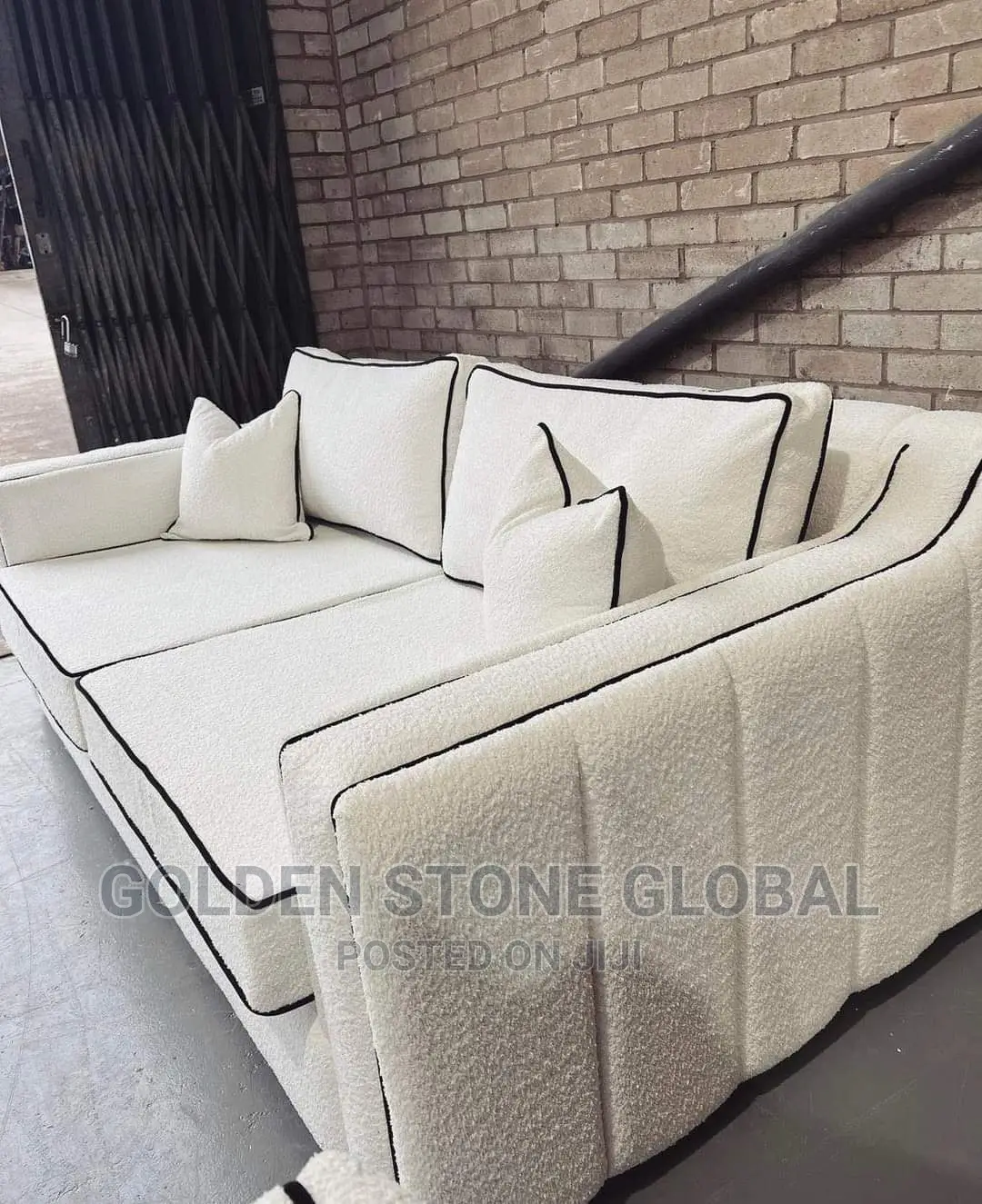 High Quality 3 Seater Cushion Chair