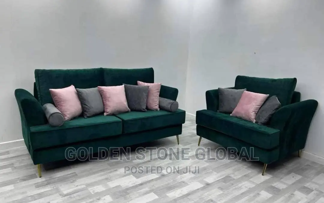 High Quality Cushion Chair.