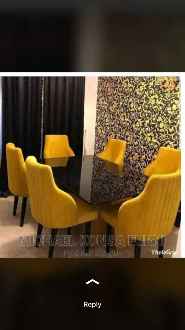 Beautiful 6 Seater Dinning Set