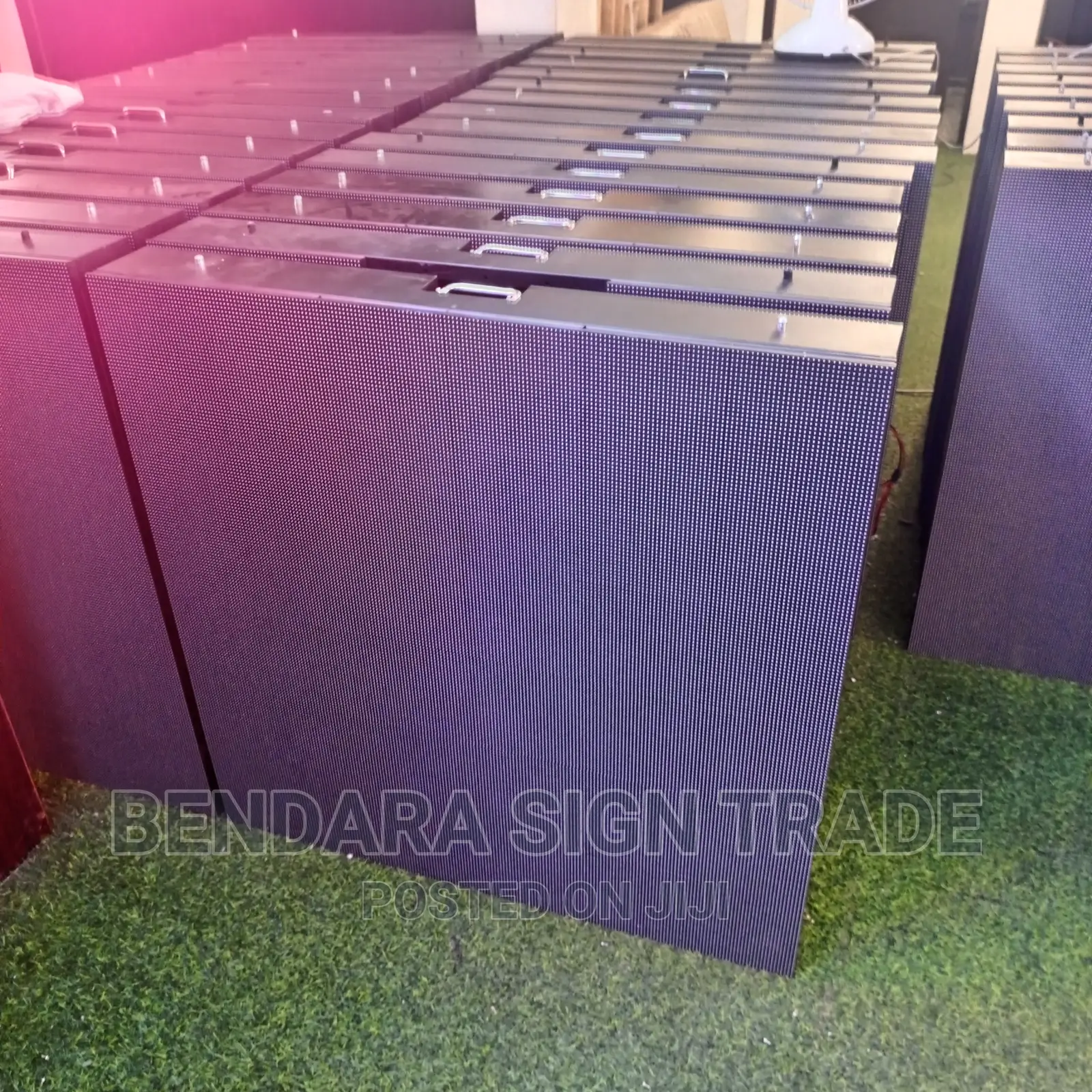 1 SQM Outdoor Video Cabinet Screen