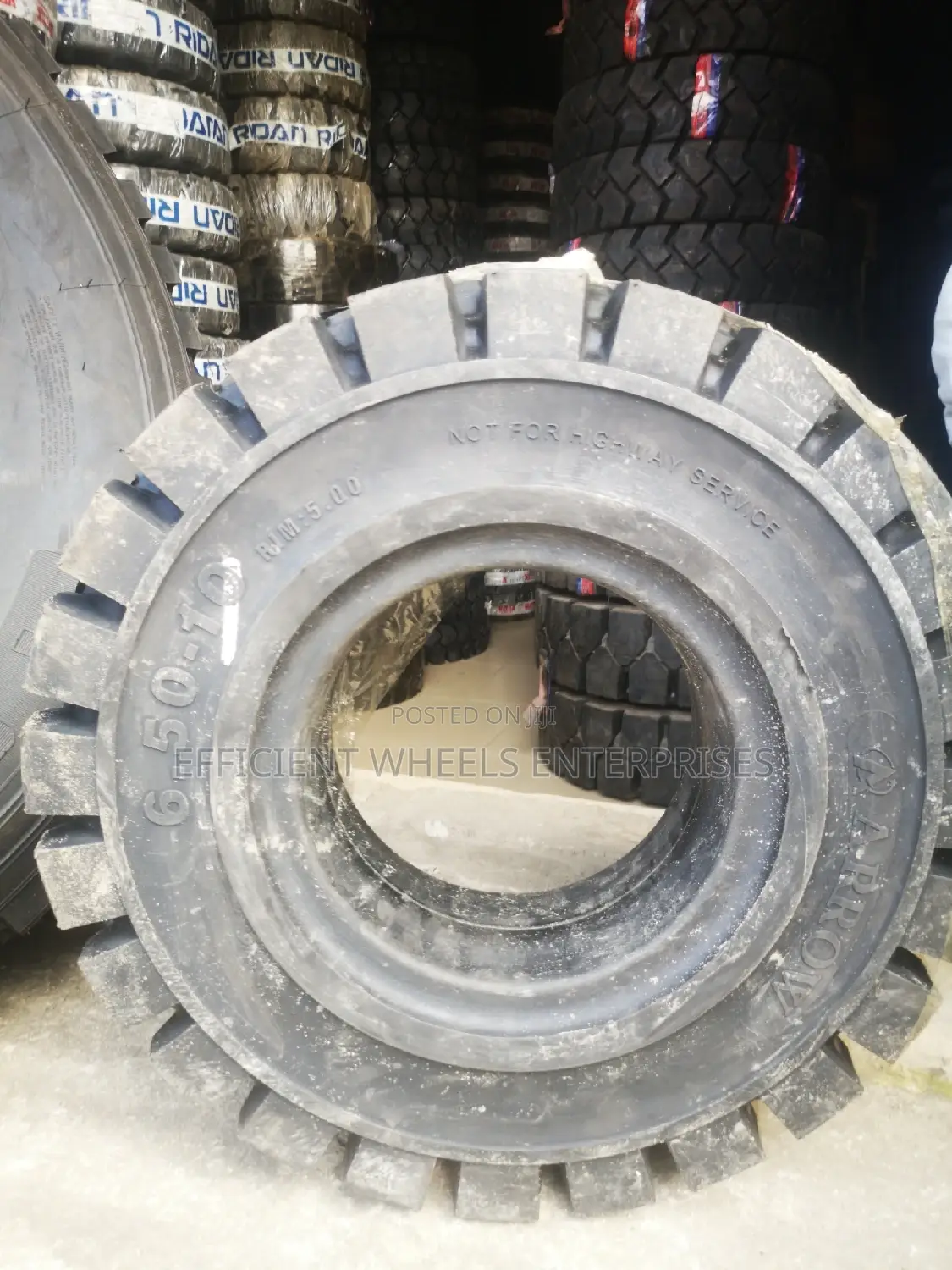 6.50-10 ARROW SOLID Tyre