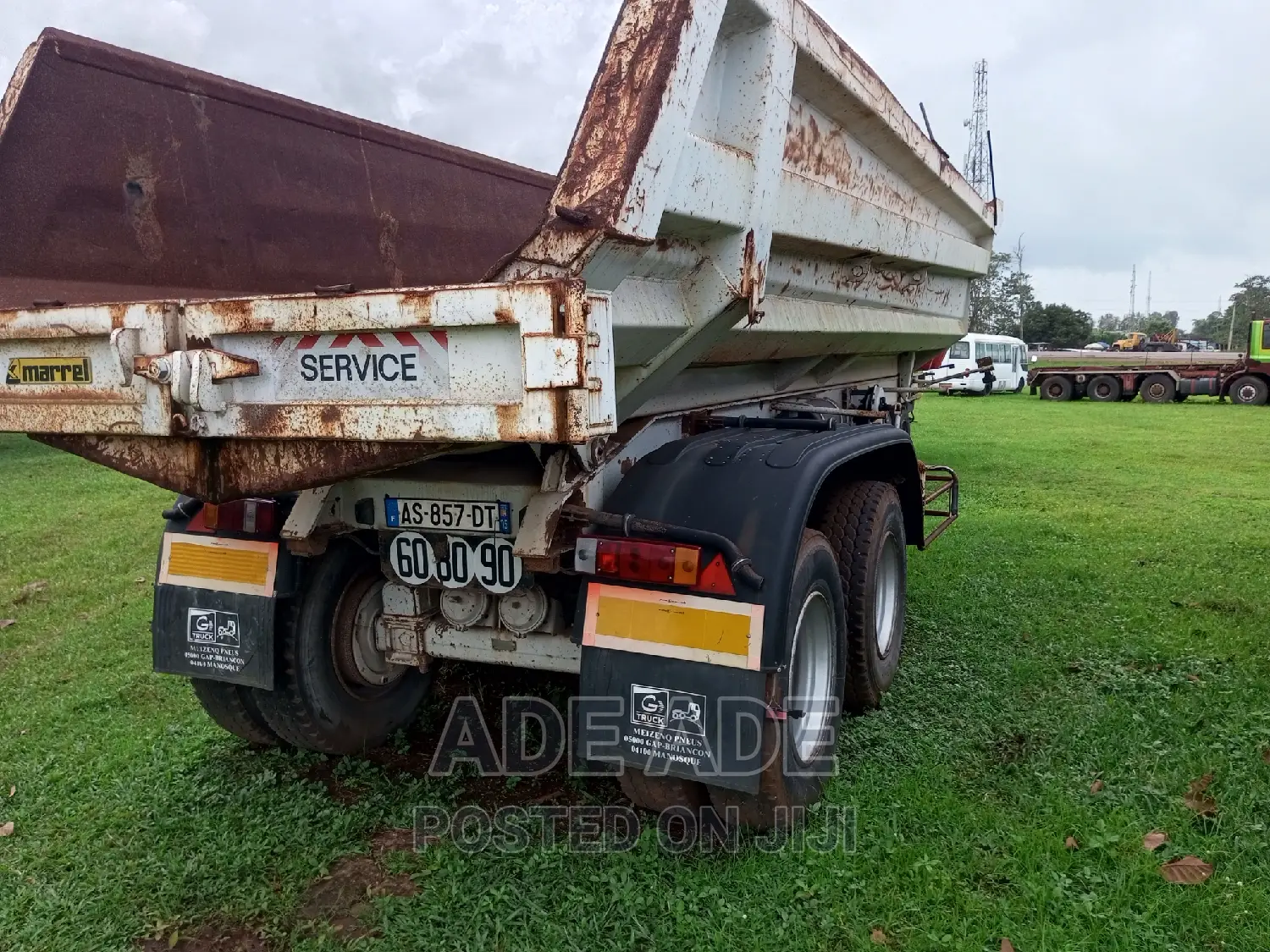 Tipping Bucket Dump Trailer