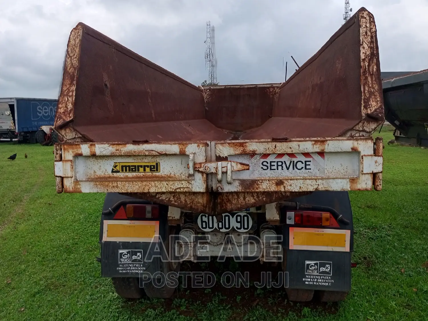 Tipping Bucket Dump Trailer