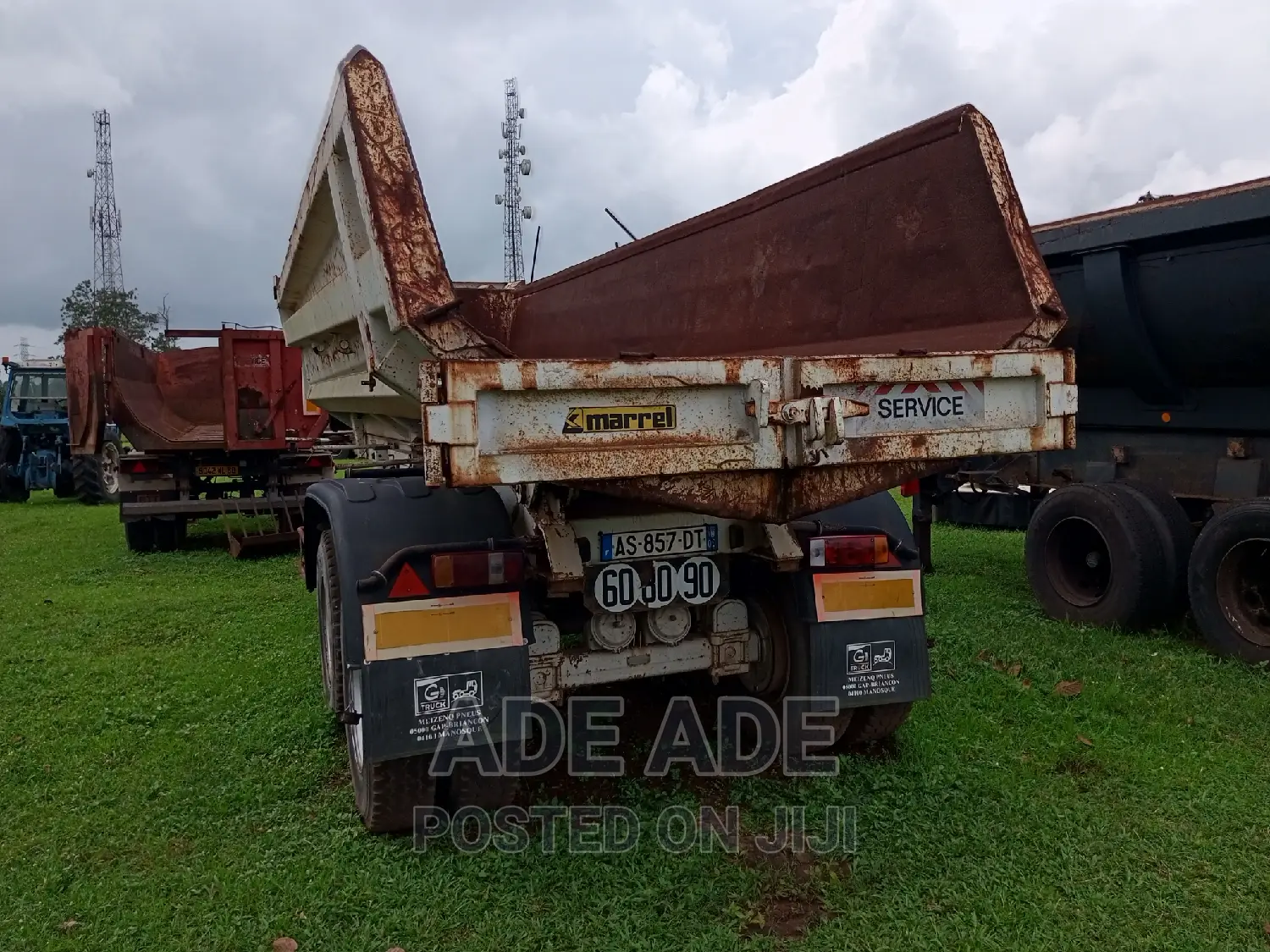 Tipping Bucket Dump Trailer