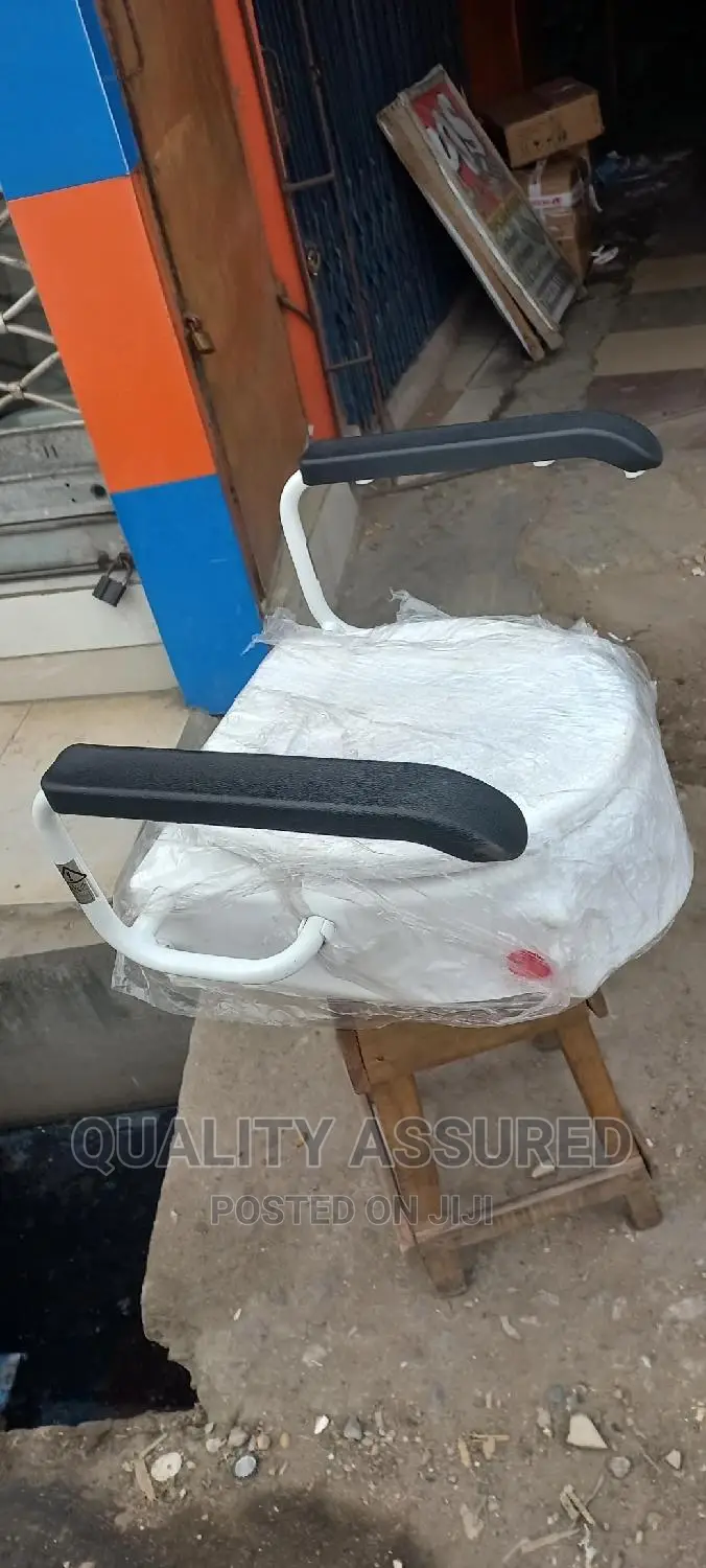 Disabled Wc Cover and Handle