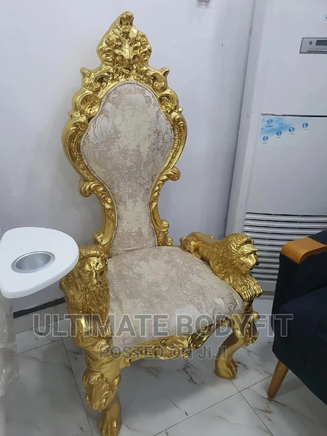Brand New Gold Luxury Pedicure Chair Without Bowl