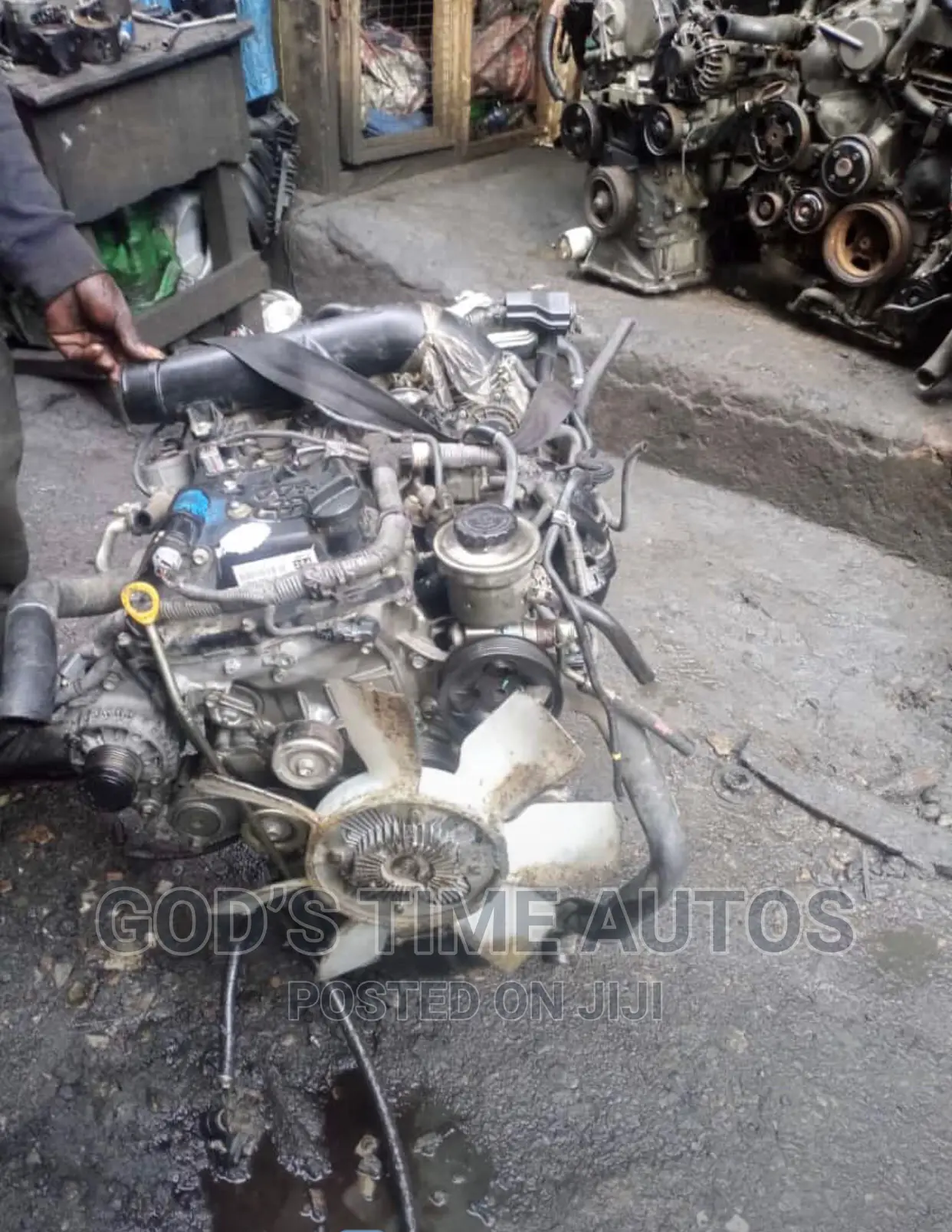 Toyota Hummer/Hiace Bus Engine 4plug 2TR