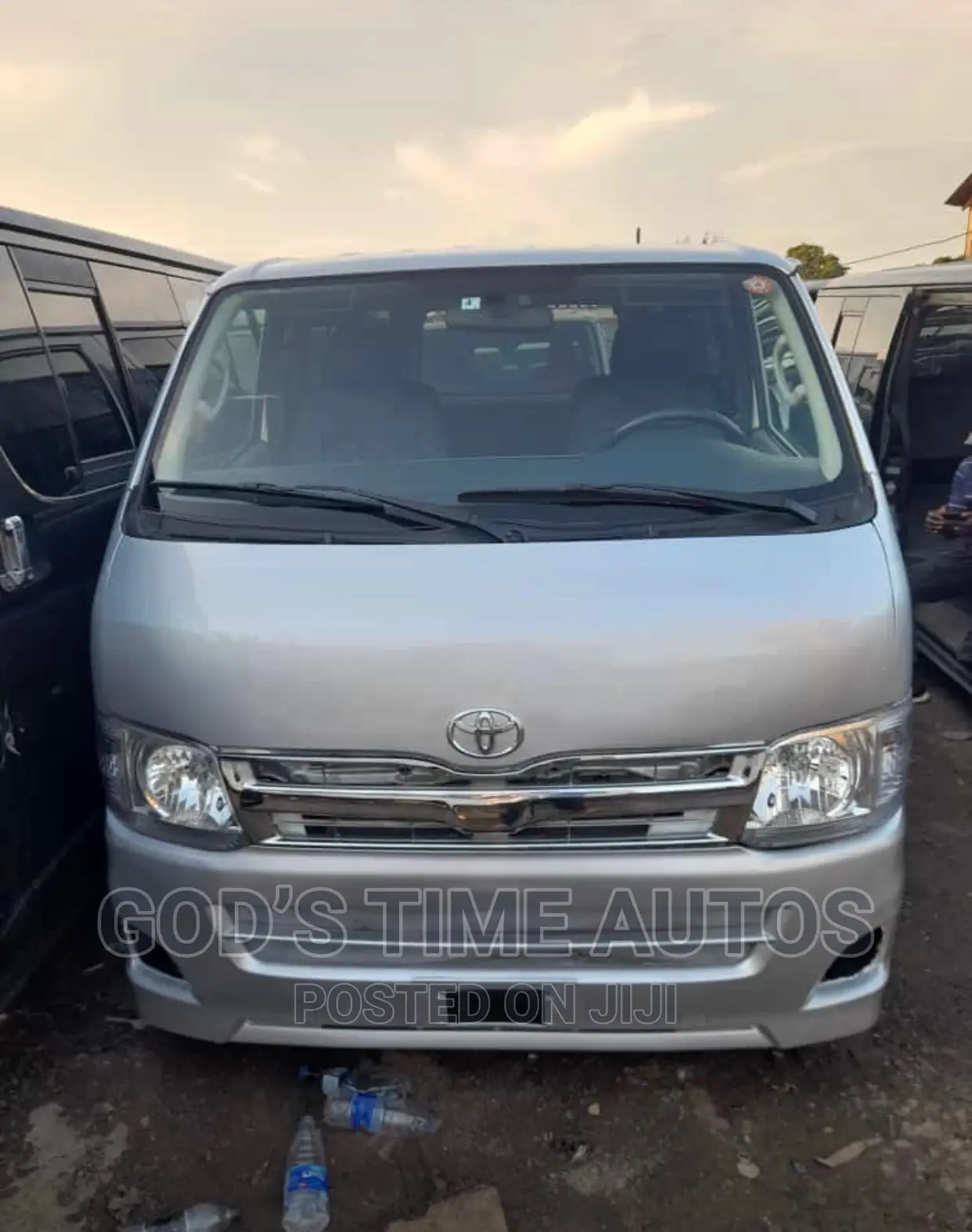 Toyota Hummer/Hiace Bus Engine 4plug 2TR