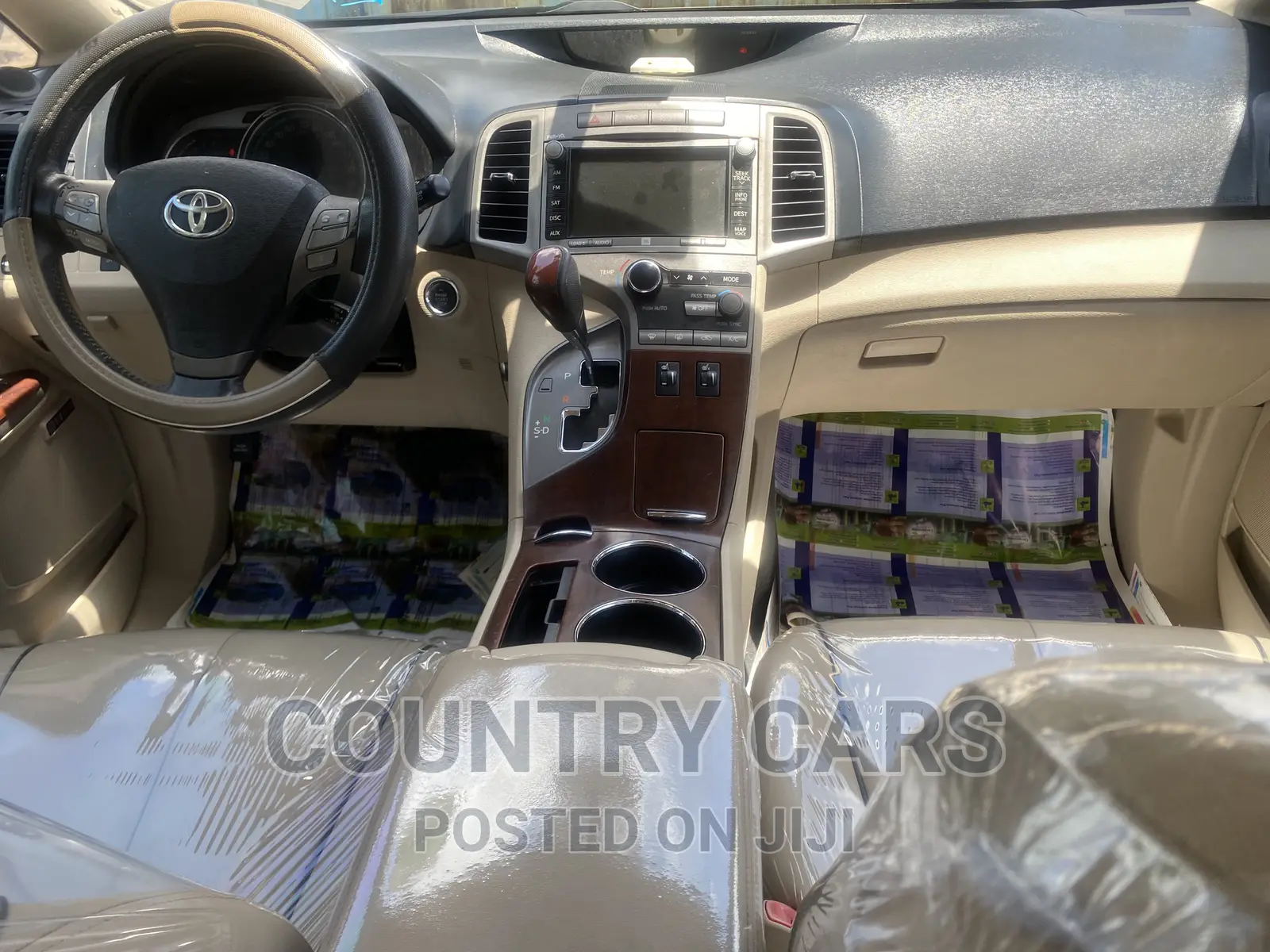 Toyota Venza V6 2012 Gold