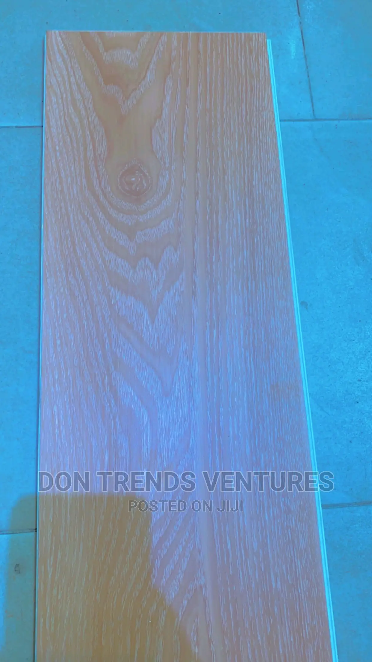 SPC Flooring Tiles