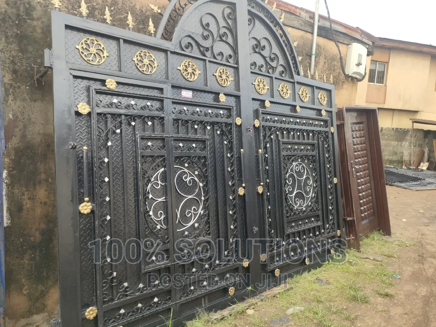 Luxury Arc Standard Gate for Sale