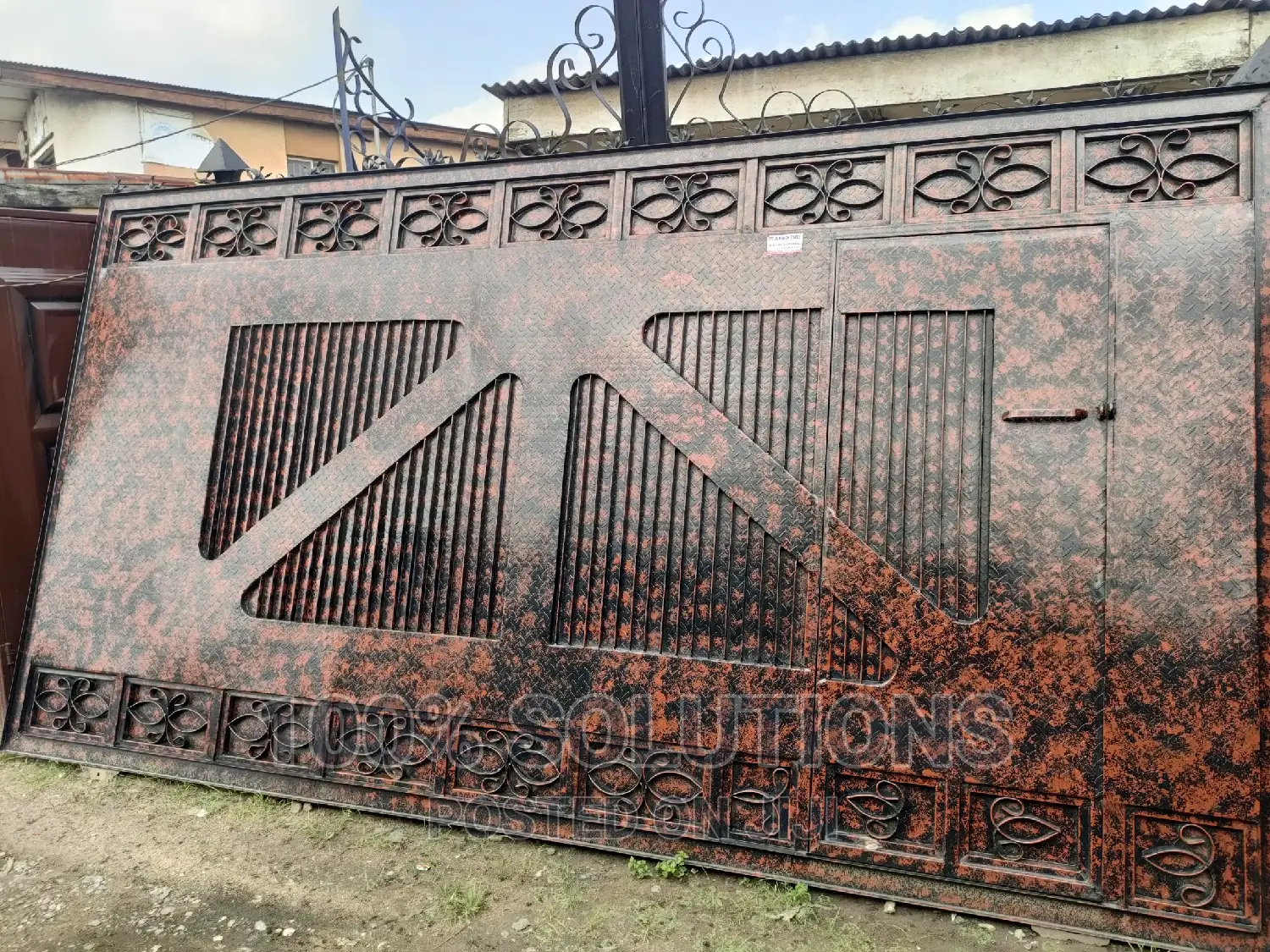 Luxury Standard Full Channel Rolling Gate for Sale