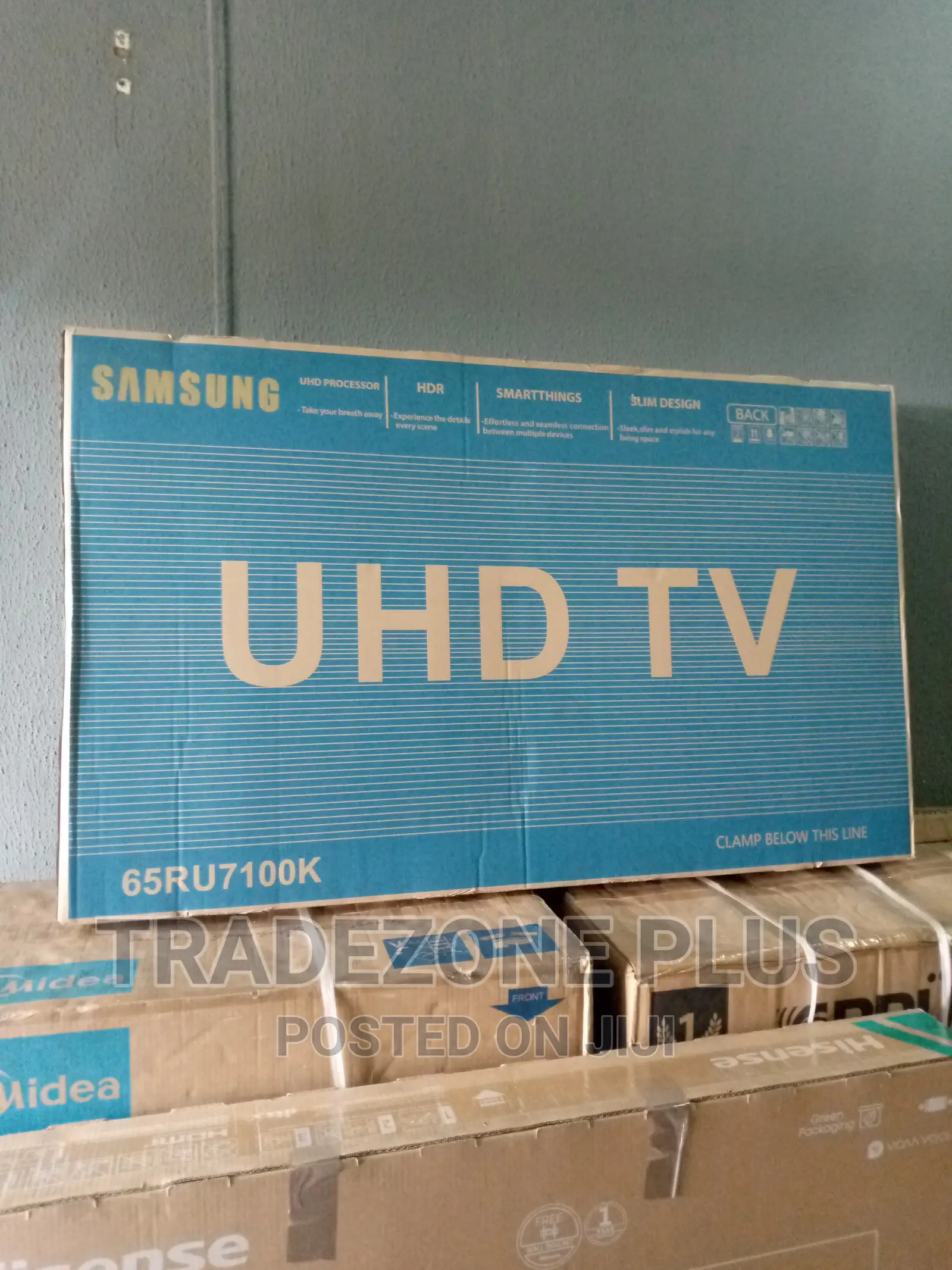 New in Samsung 65'' Smart Television-65ru7100