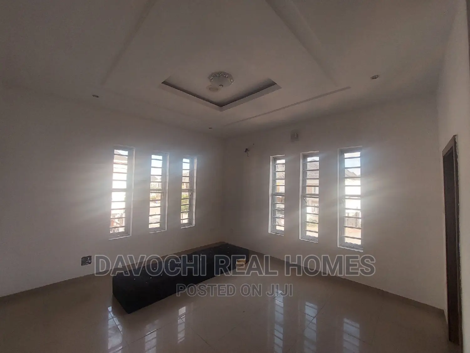 4bdrm Duplex in Chevron Second Toll, Lekki for rent