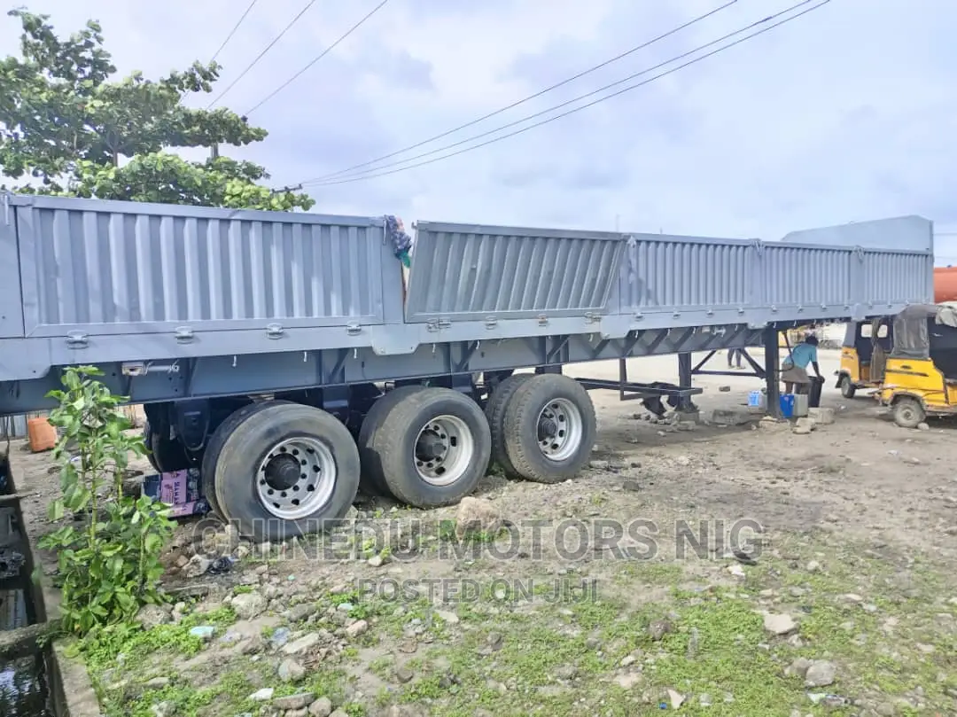 Flatbody Sided 60 Tons Tripple Axsile