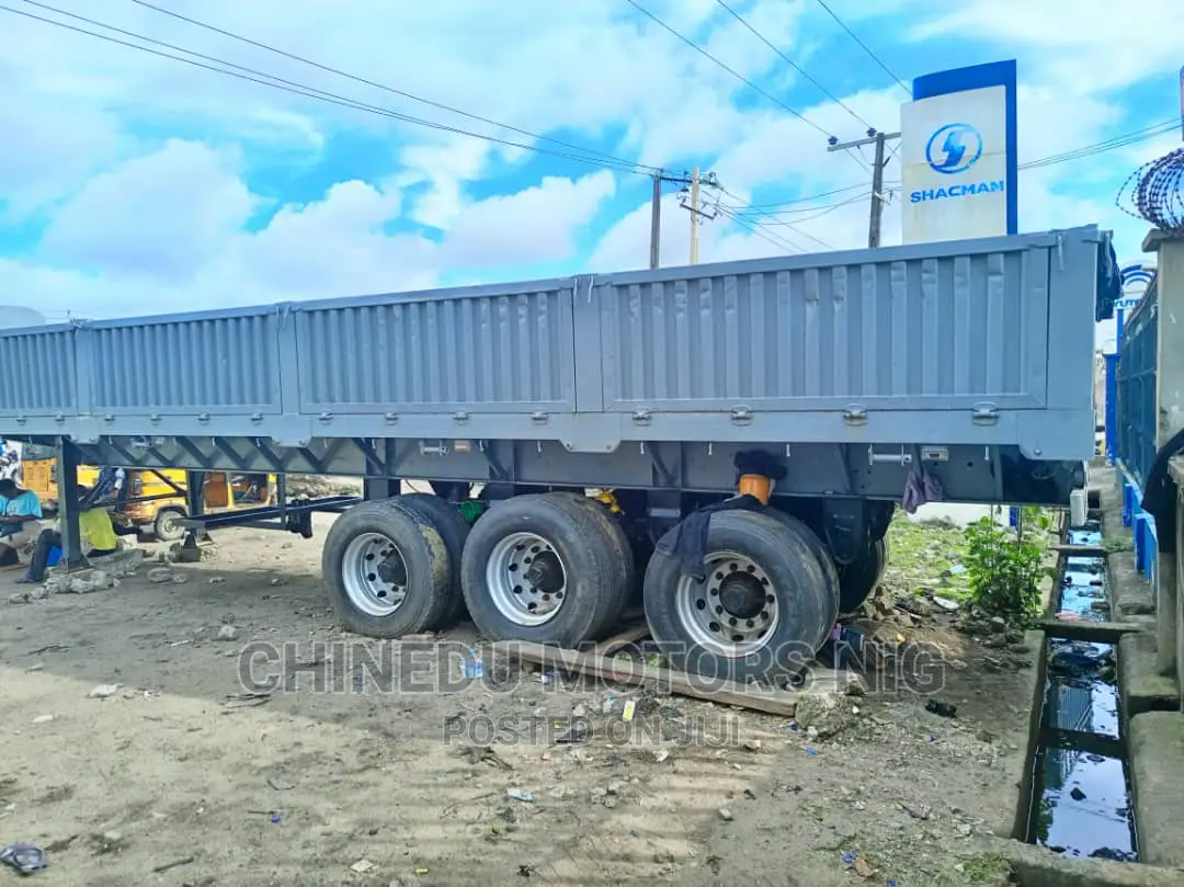 Flatbody Sided 60 Tons Tripple Axsile