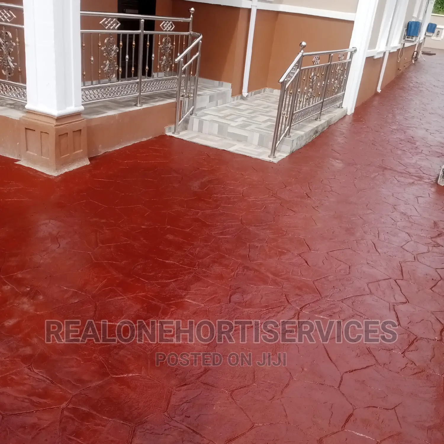 Concrete Floor (Roundstone Designs) for Homes, Hotel