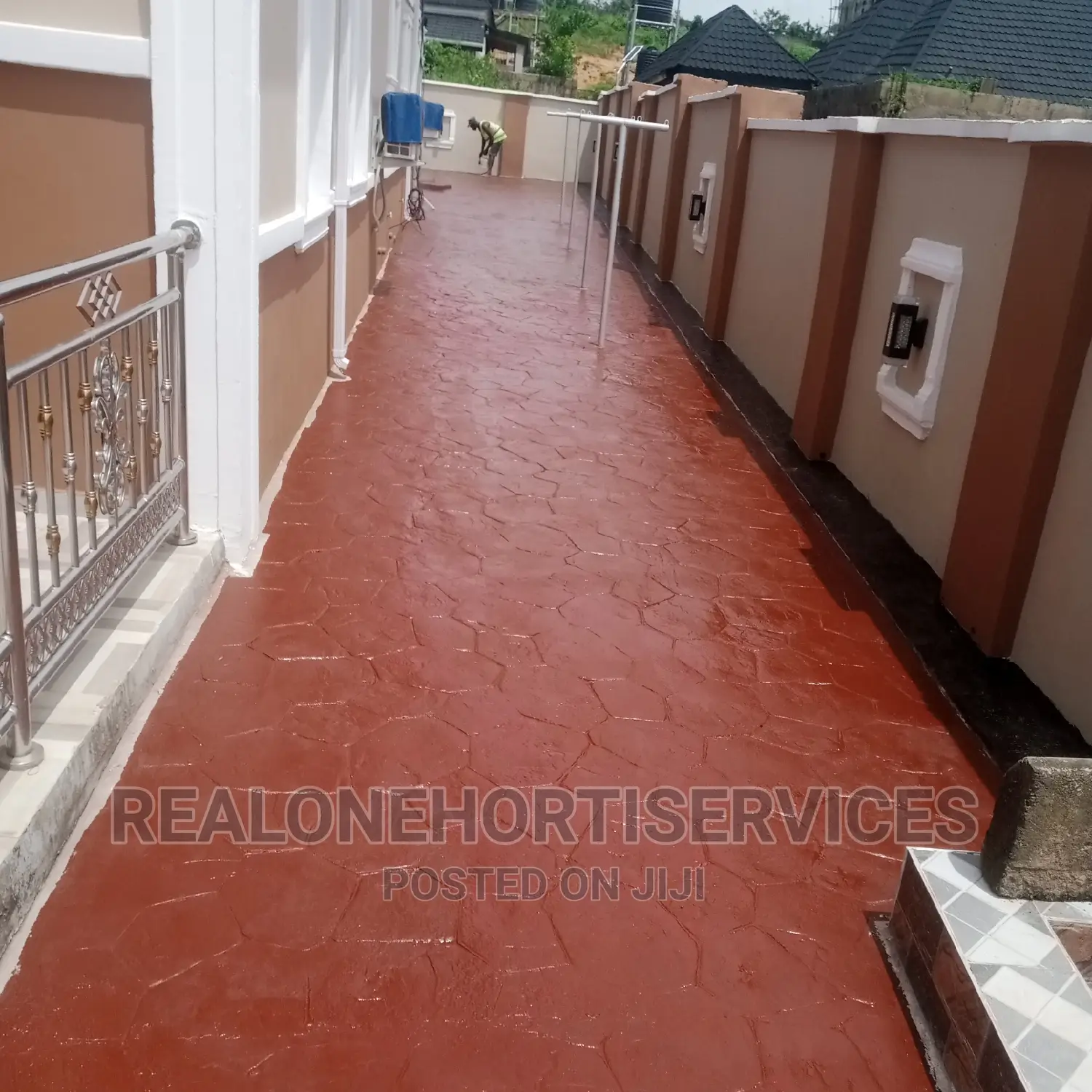 Concrete Floor (Roundstone Designs) for Homes, Hotel