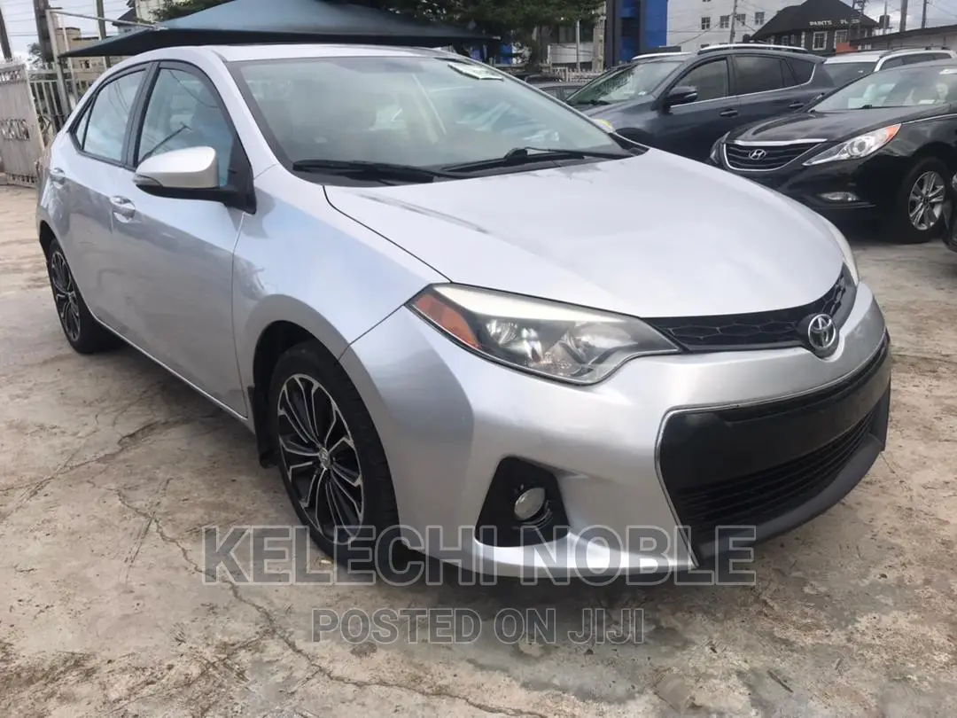 Toyota Corolla 2016 Silver