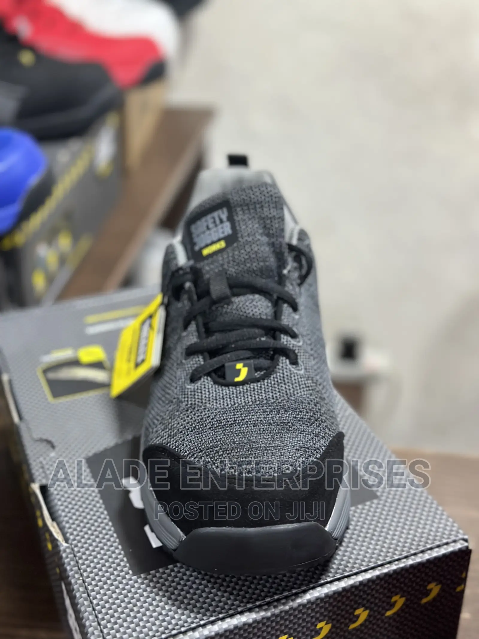 Safety Jogger Econila S1 Low Grey Color