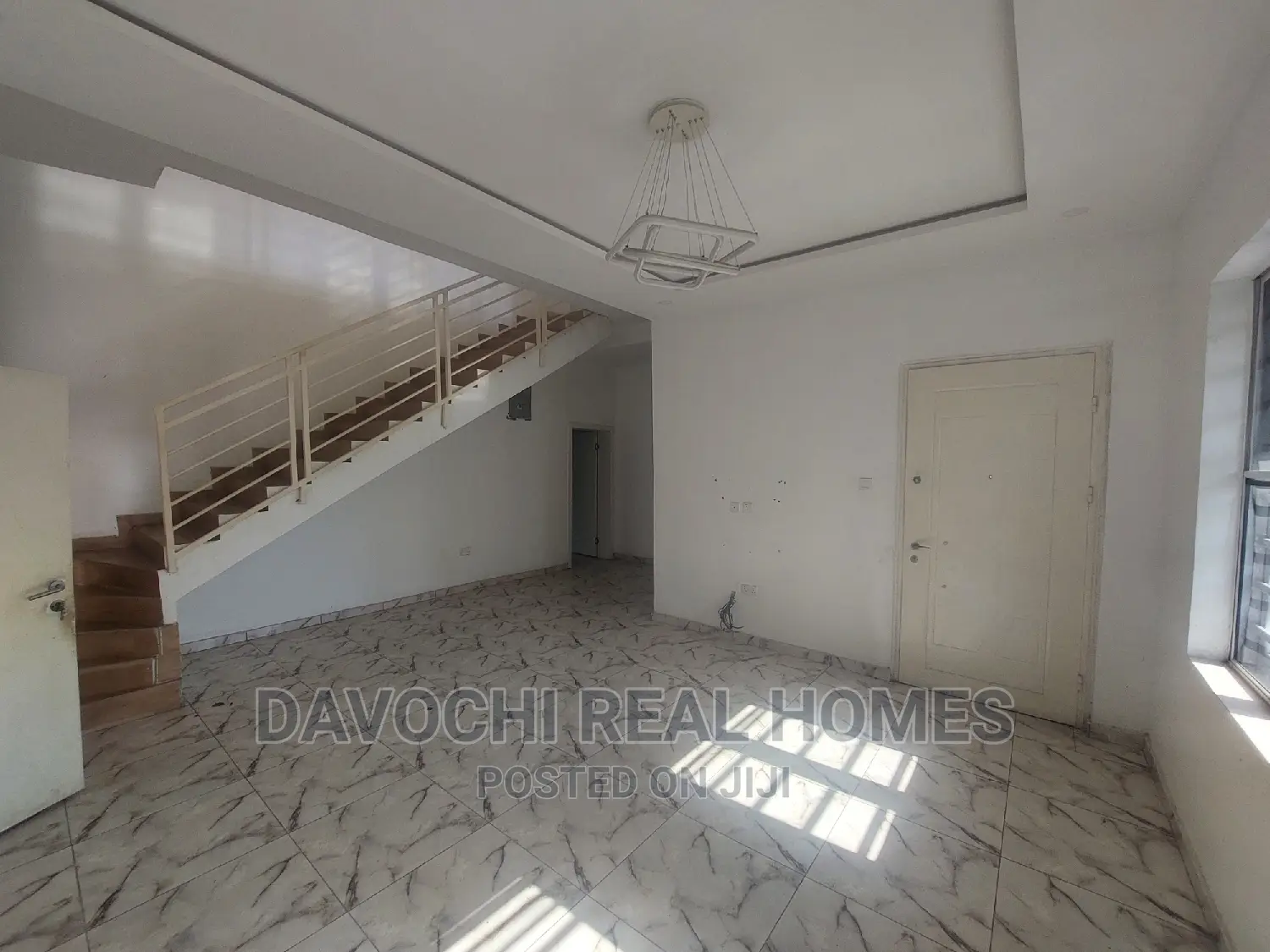 5bdrm Duplex in Chevron Second Toll, Lekki for rent