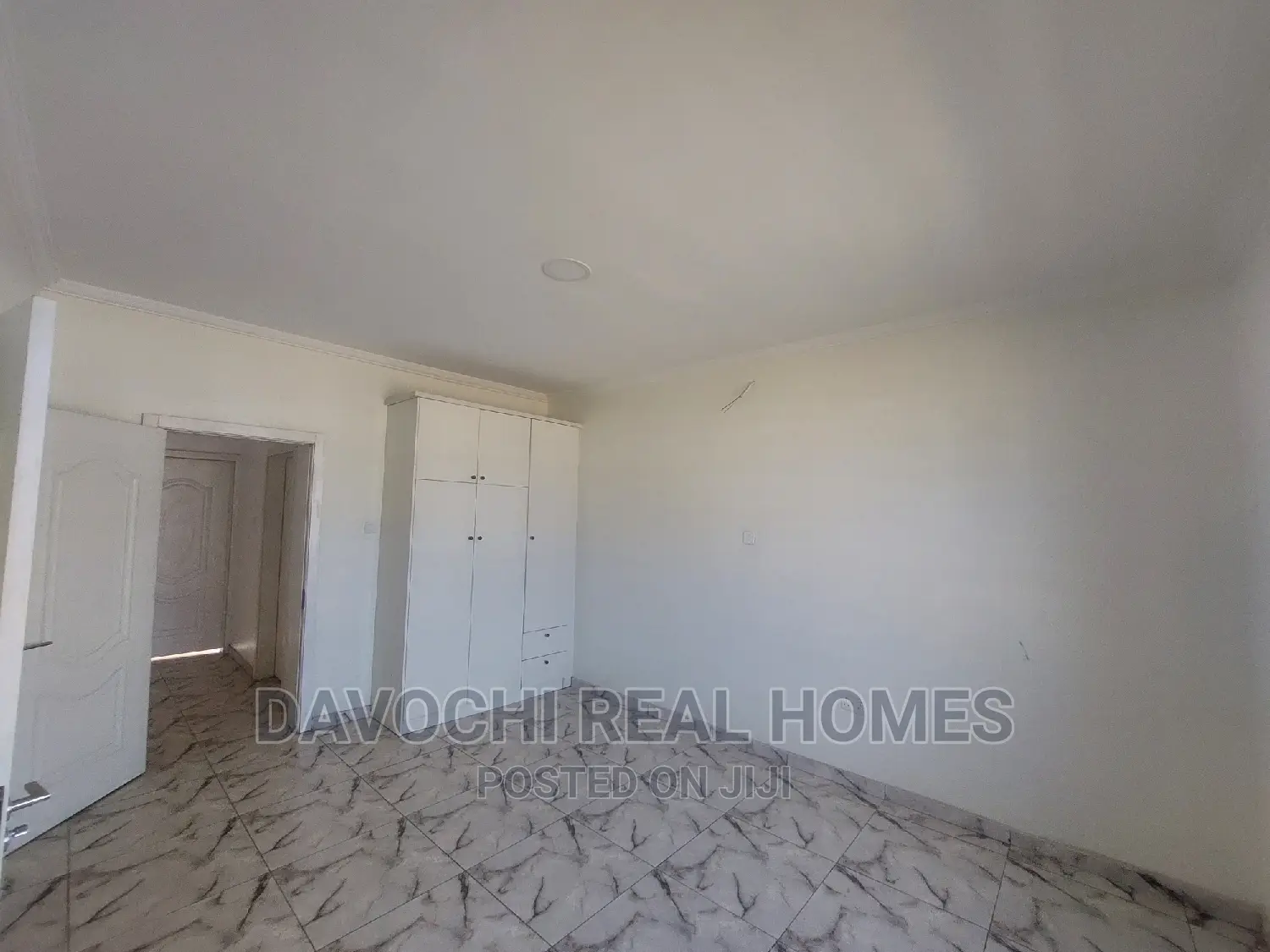 5bdrm Duplex in Chevron Second Toll, Lekki for rent