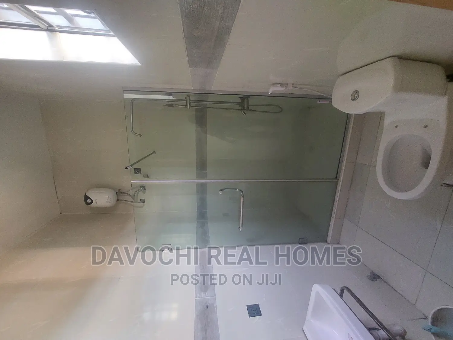 4bdrm Duplex in Chevron Second Toll, Lekki for rent
