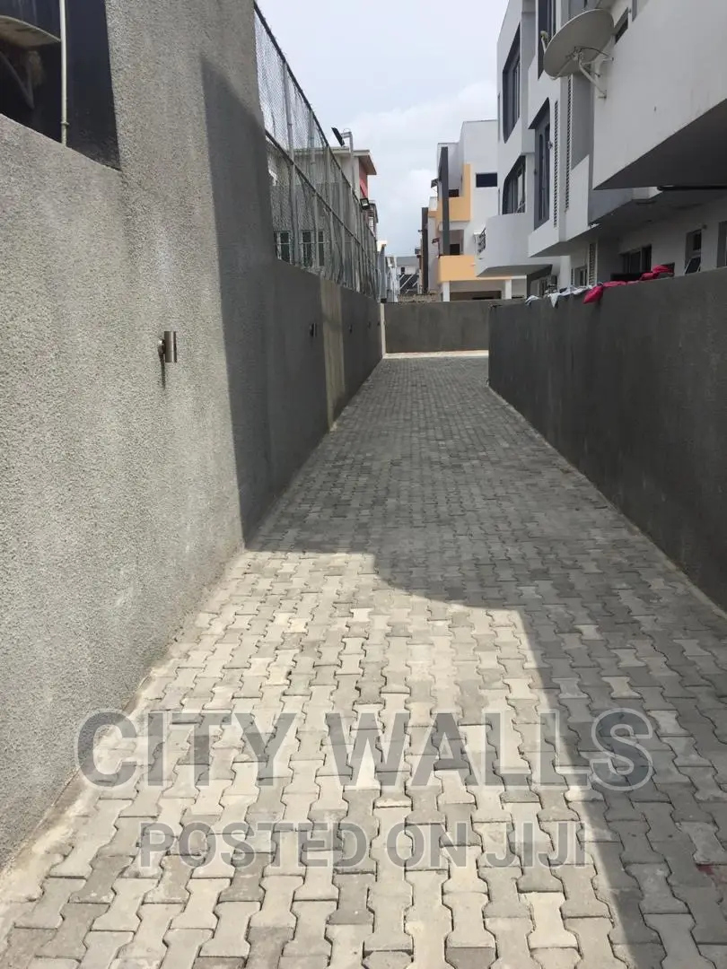 5bdrm Duplex in Richmond Estate, Ikate for rent