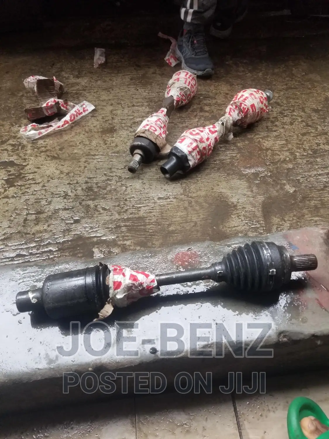 CLA 250 Shock Absorbers and Shaft