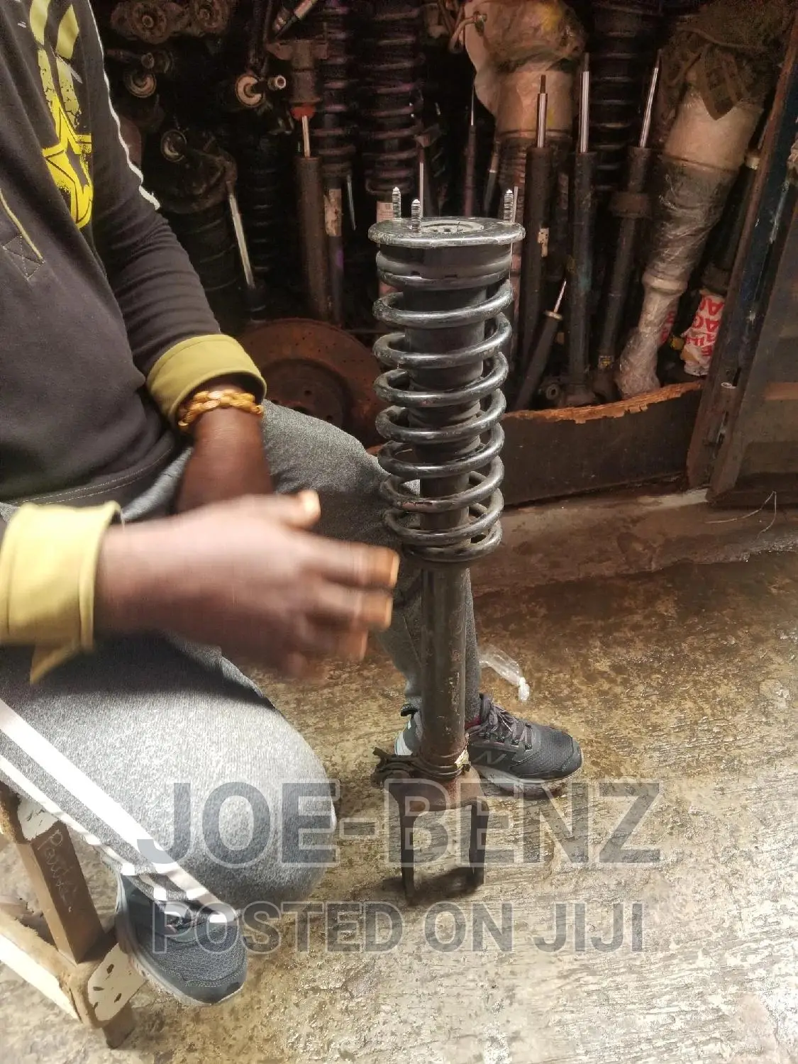 CLA 250 Shock Absorbers and Shaft