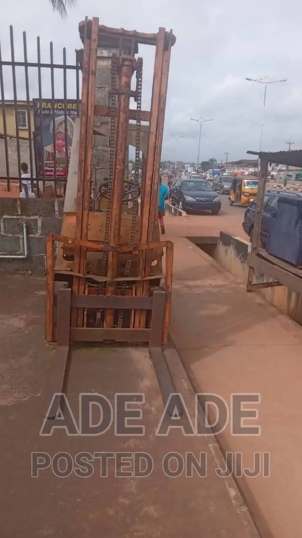 Petrol Engine Forklift