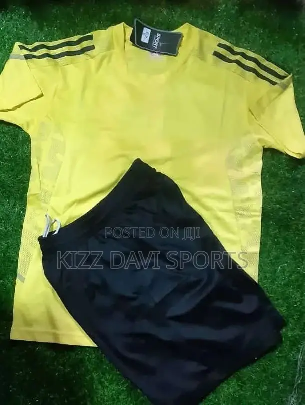 One Set of Football Jersey 15 Pieces Quality
