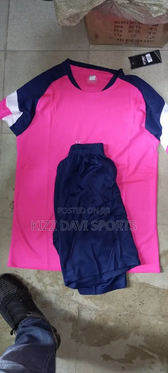 One Set of Football Jersey 15 Pieces Quality