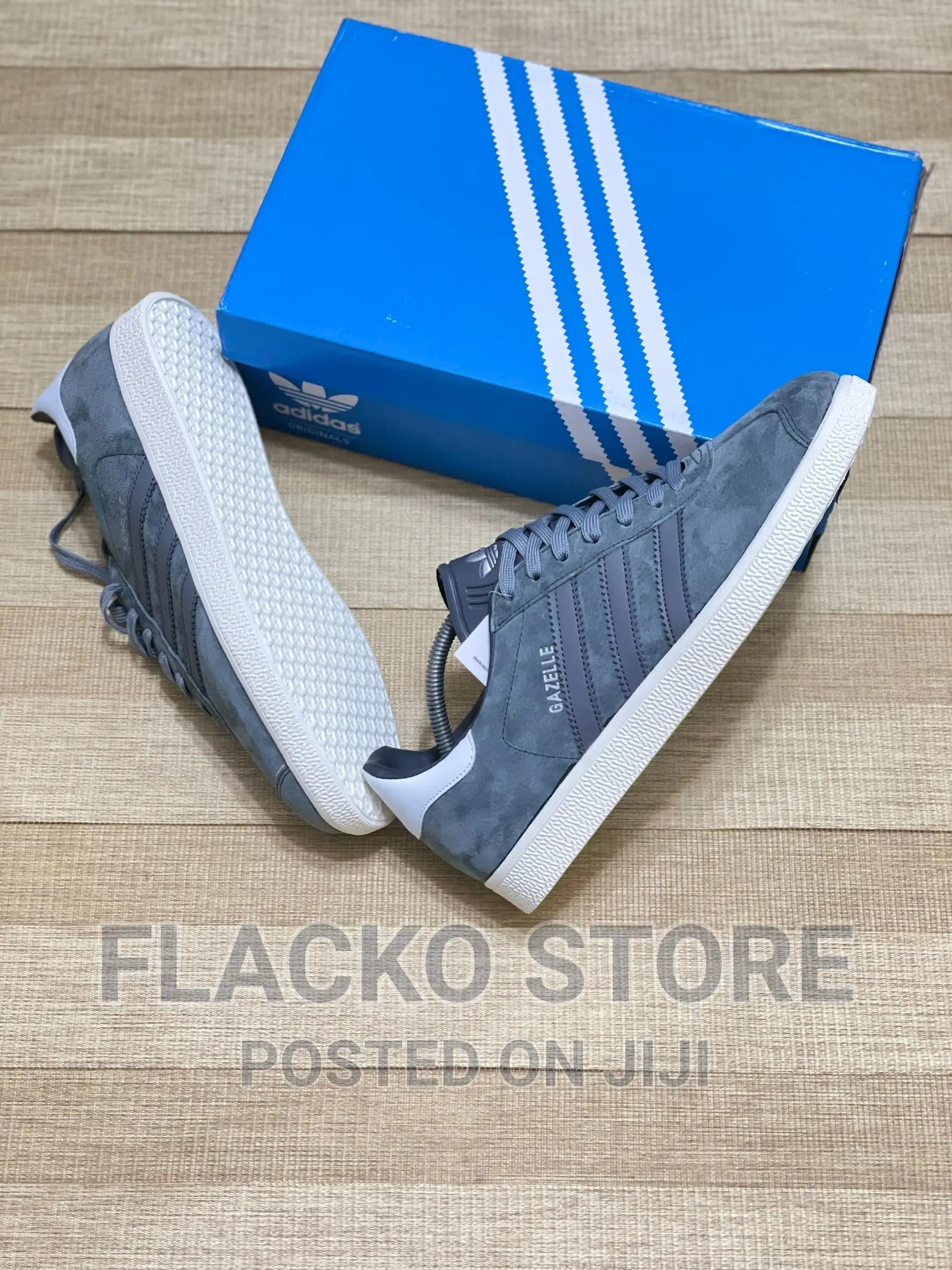 Original Adidas Gazelle Low Grey Sneakers