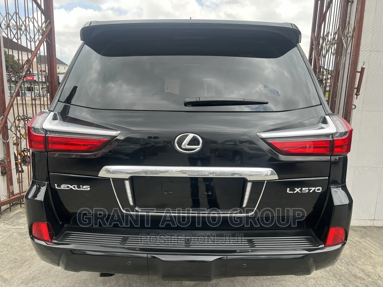 Lexus LX 570 AWD 2018 Black