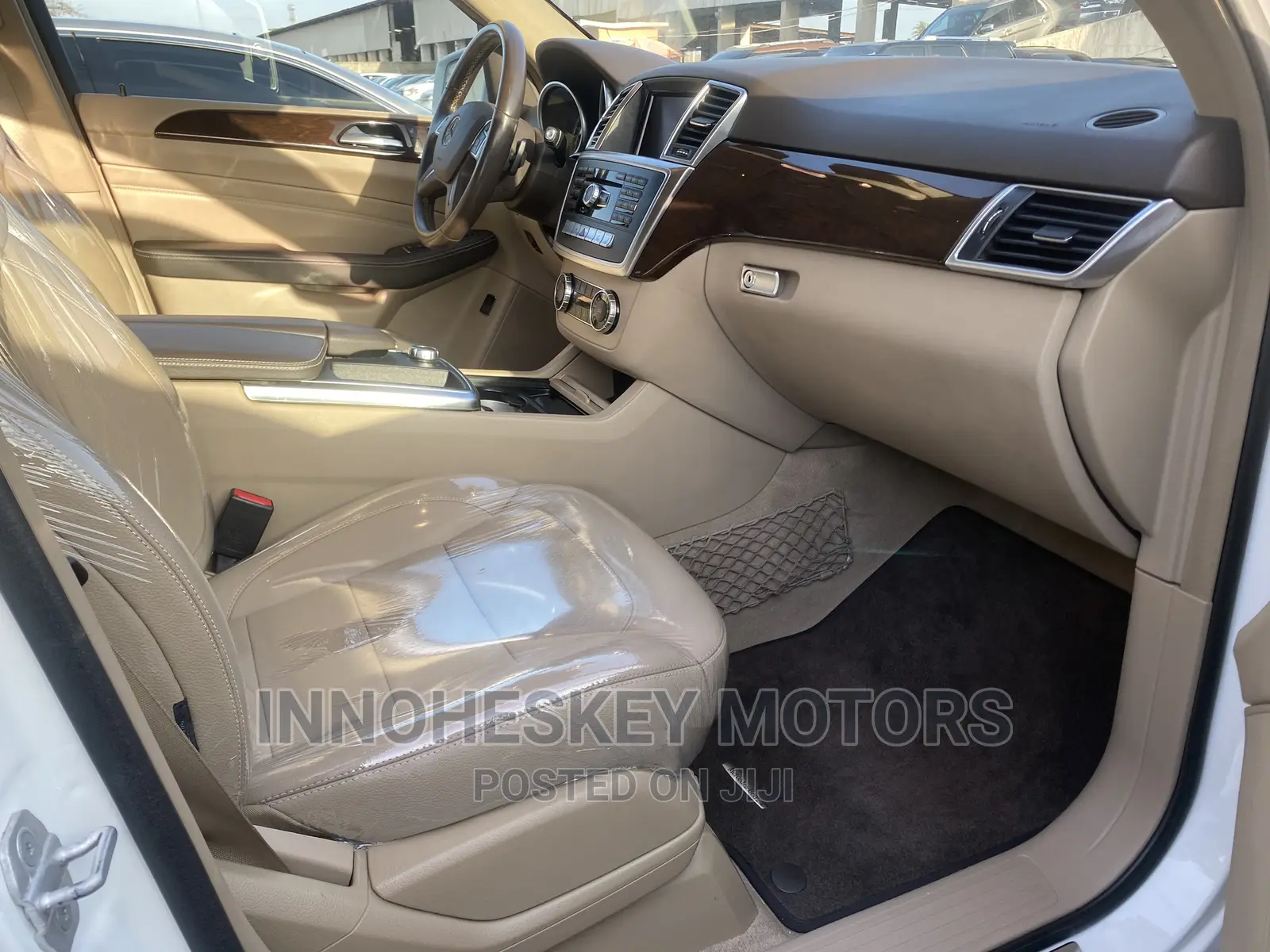Mercedes-Benz M Class ML350 4dr SUV (3.5L 6cyl 7A) 2015 White