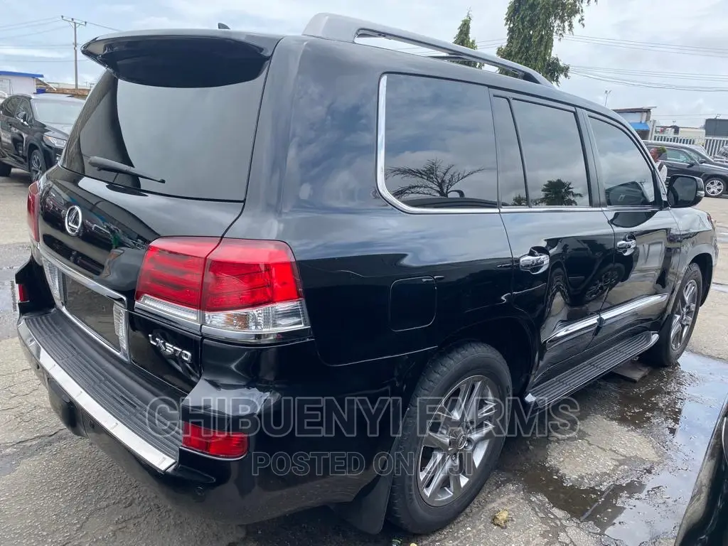 Lexus LX 570 AWD 2015 Black