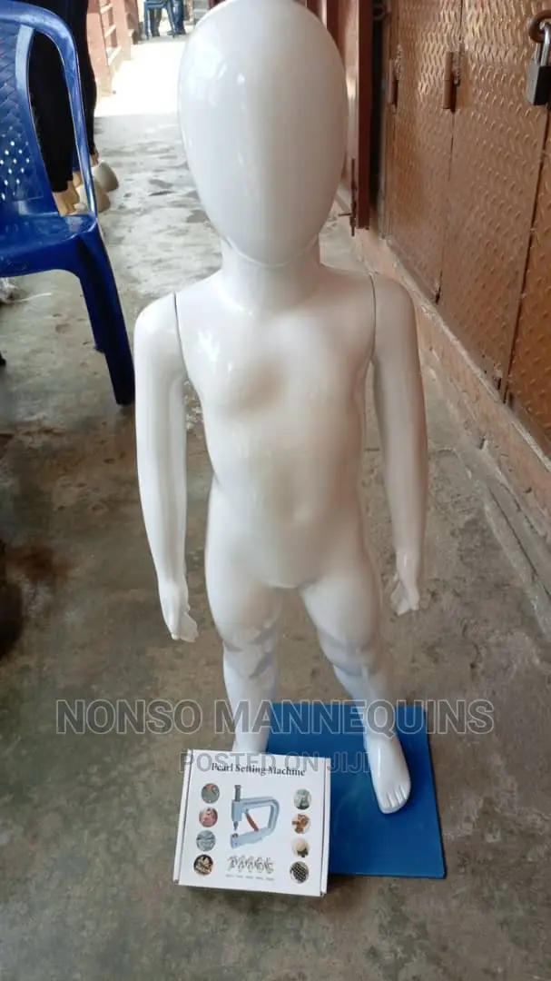 Age 1 To 3 Years Unisex Glossy White Faceless Dummy