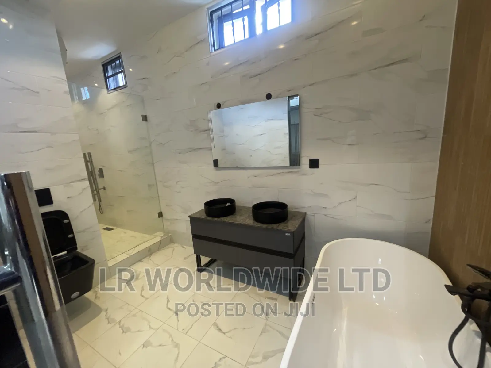 5bdrm Duplex in Riverpark, Lugbe District for sale