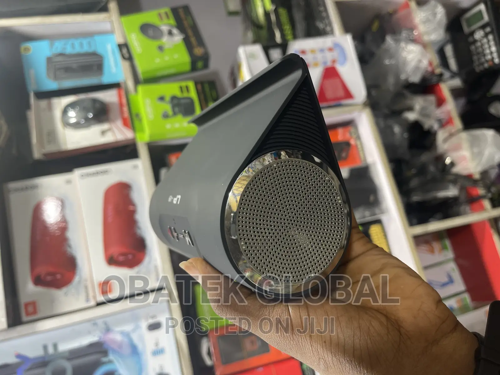 LP V9 Bluetooth Speaker